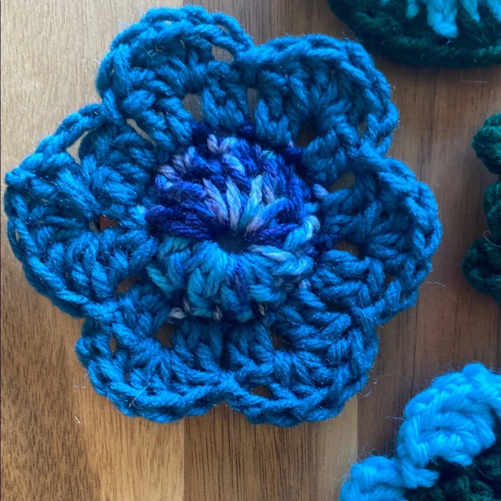 Handcrafted Crochet Flower Set Blue and Green - Picture 2 of 8